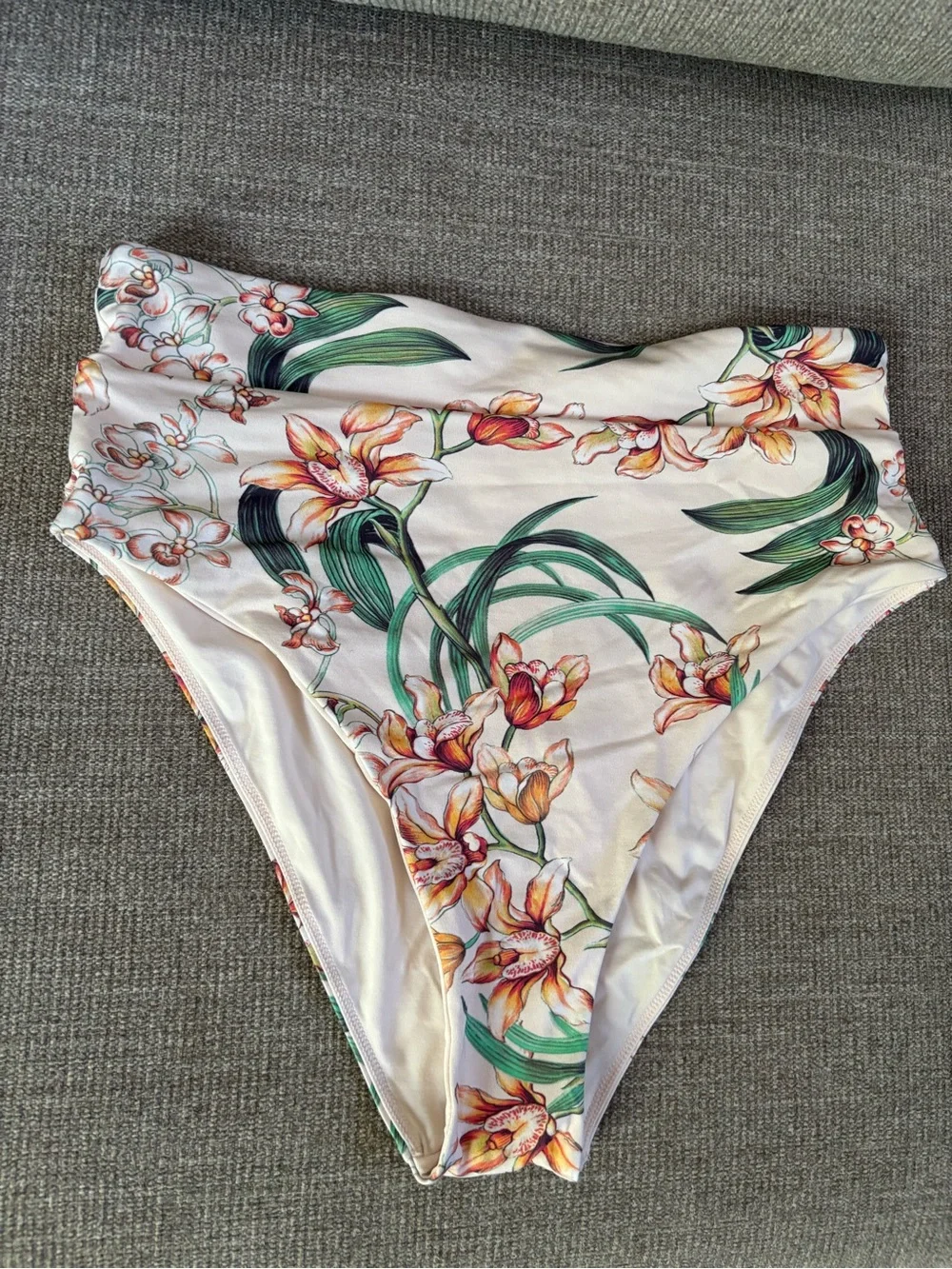 ▪️Monday Swimwear Sorrento Bottom Peach Floralento Bottom